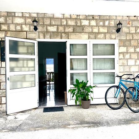 Apartment Vladan Kotor Buitenkant foto