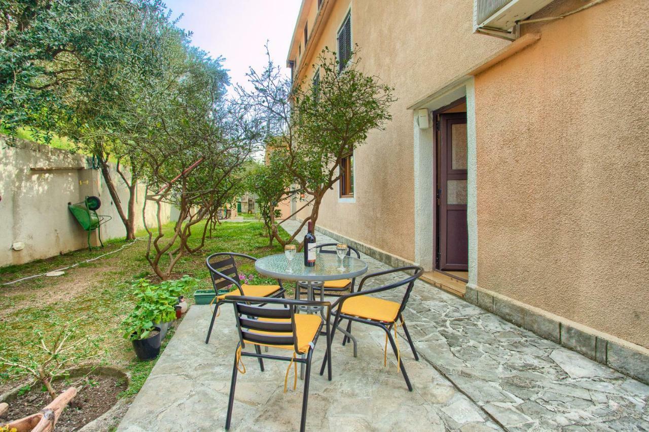 Apartment Vladan Kotor Buitenkant foto